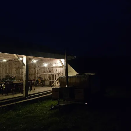Kihnu Saar,Paehklimetsa Majutus Dom wakacyjny